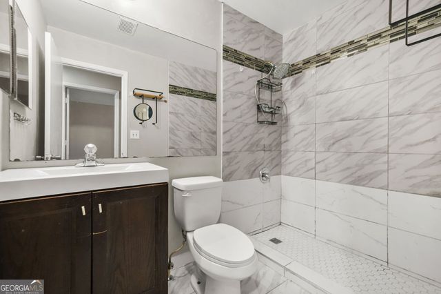 1201 Realm Lane, Lawrenceville, GA 30044