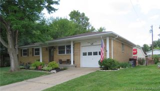 2221 Buckeye Dr, Clarksville, IN 47129