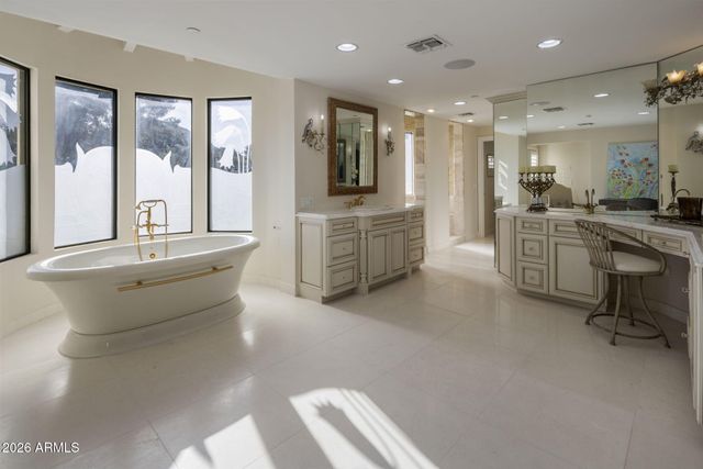 6611 N 64TH Place, Paradise Valley, AZ 85253