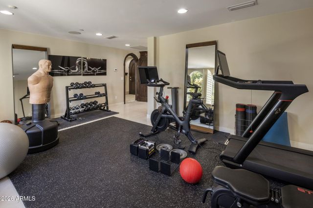 6611 N 64TH Place, Paradise Valley, AZ 85253