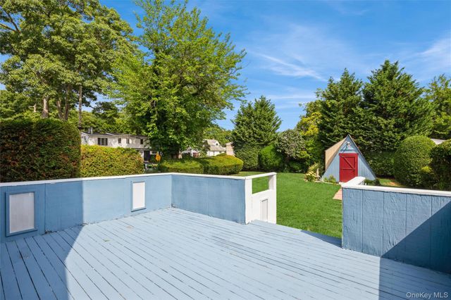 87 Center Street, Ronkonkoma, NY 11779