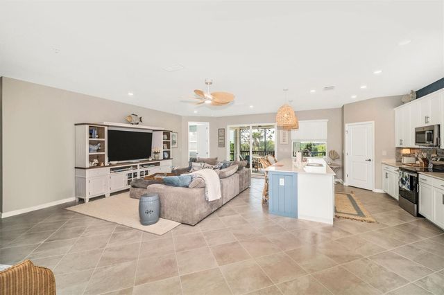 17740 BORACAY COURT 202, Venice, FL 34293