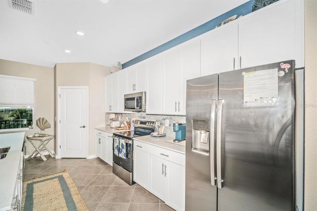 17740 BORACAY COURT 202, Venice, FL 34293