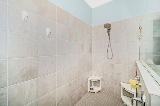 17740 BORACAY COURT 202, Venice, FL 34293