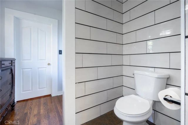 1900 Taft, Los Angeles, CA 90068