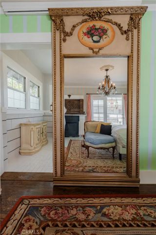 1900 Taft, Los Angeles, CA 90068
