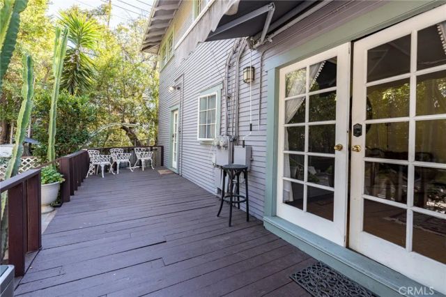 1900 Taft, Los Angeles, CA 90068