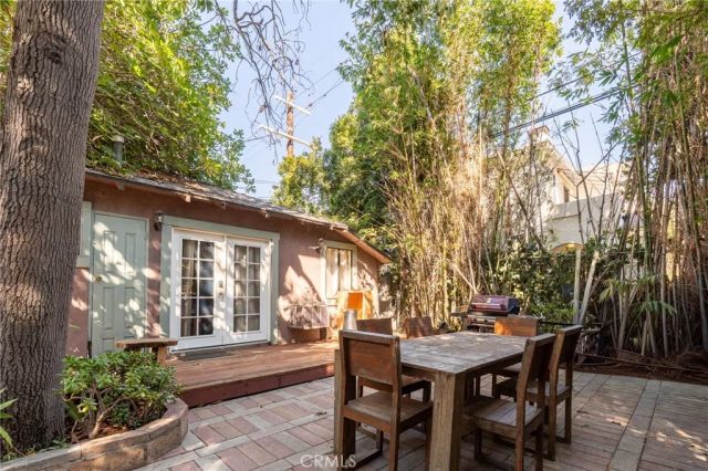 1900 Taft, Los Angeles, CA 90068