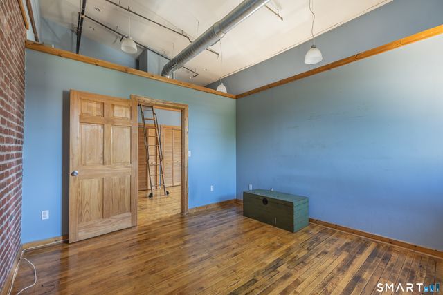 325 Myrtle Avenue 1205, Bridgeport, CT 06604