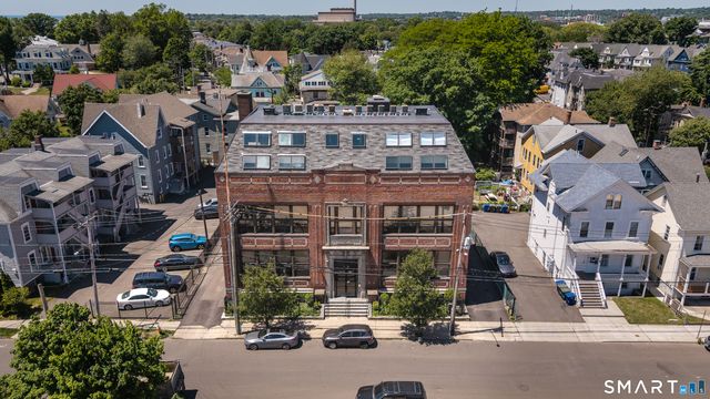 325 Myrtle Avenue 1205, Bridgeport, CT 06604
