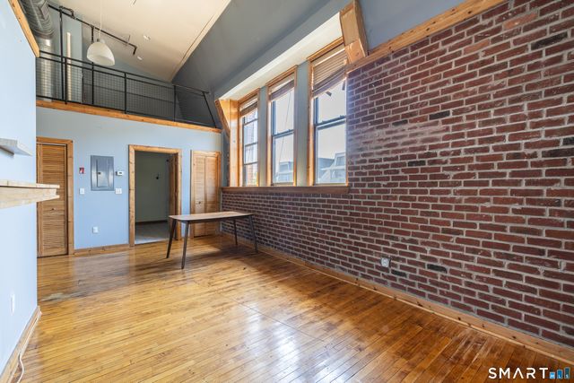 325 Myrtle Avenue 1205, Bridgeport, CT 06604