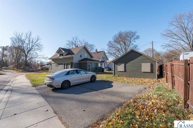 610 E Vine Street, Mankato, MN 56001