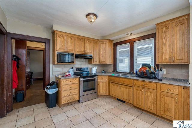 610 E Vine Street, Mankato, MN 56001