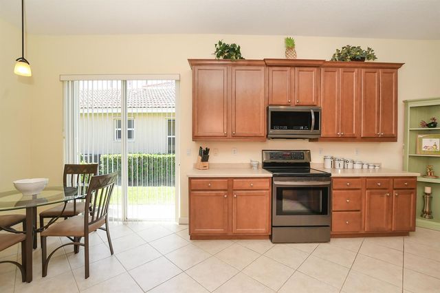8825 Champions Way, Port St. Lucie, FL 34986