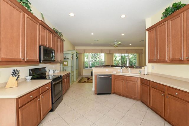 8825 Champions Way, Port St. Lucie, FL 34986