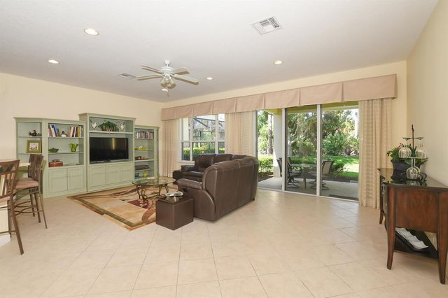 8825 Champions Way, Port St. Lucie, FL 34986
