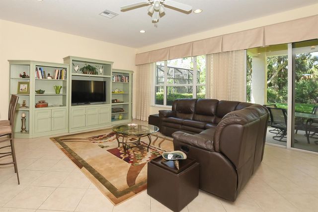 8825 Champions Way, Port St. Lucie, FL 34986