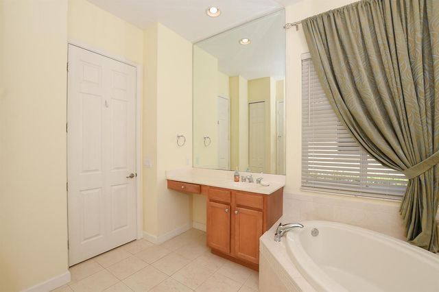 8825 Champions Way, Port St. Lucie, FL 34986