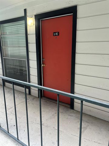2803 Hemphill PARK B-110, Austin, TX 78705