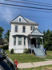 7 Balding Avenue 2, Poughkeepsie, NY 12601