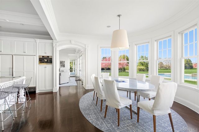 672 Halsey Lane, Water Mill, NY 11932