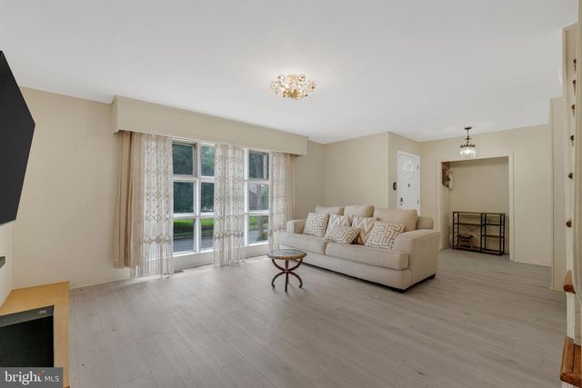 133 LEWIS RD, Havertown, PA 19083