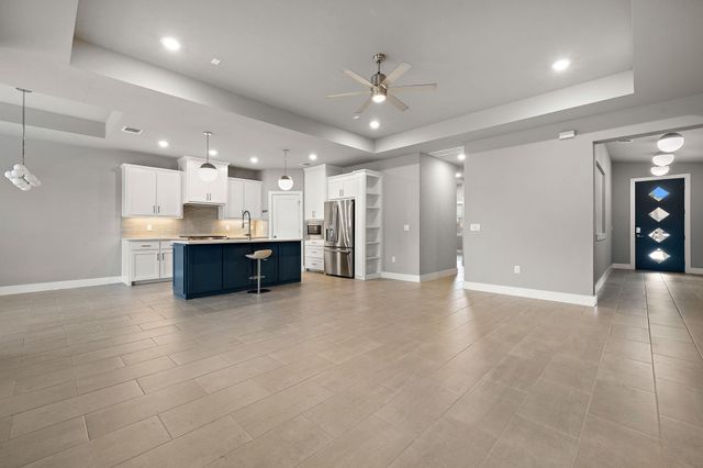 112 Dax DR, Liberty Hill, TX 78642