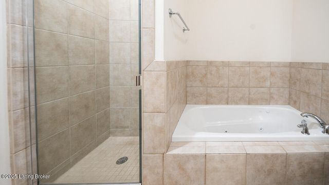 324 E Main St 229, Louisville, KY 40202