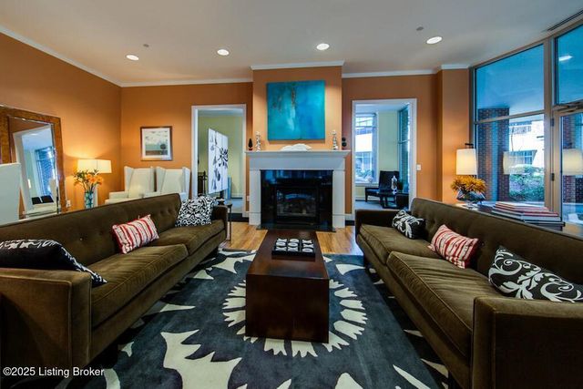 324 E Main St 229, Louisville, KY 40202