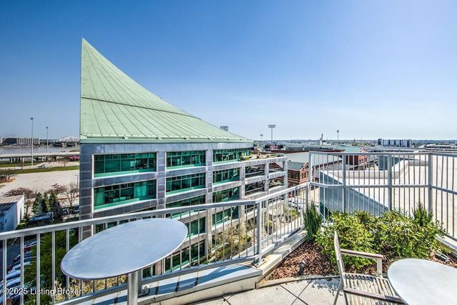 324 E Main St 229, Louisville, KY 40202