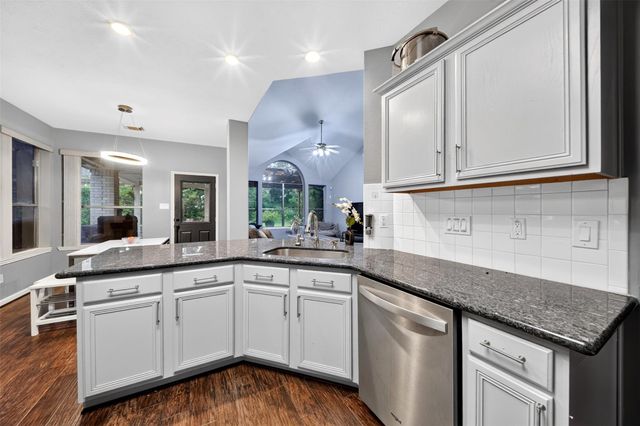 8811 Champion Springs Circle, Spring, TX 77379