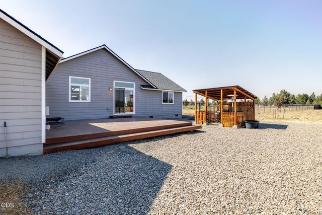 15317 SW Steelhead Road, Terrebonne, OR 97760