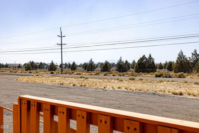 15317 SW Steelhead Road, Terrebonne, OR 97760