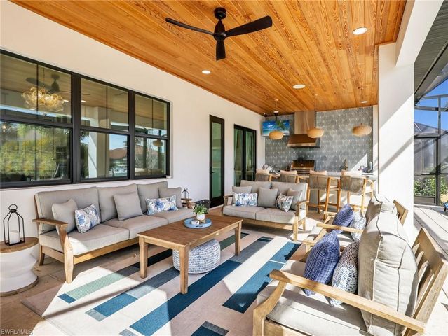 1813 Menorca CT, Marco Island, FL 34145