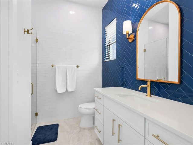 1813 Menorca CT, Marco Island, FL 34145