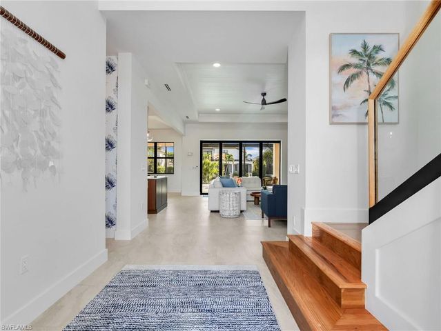 1813 Menorca CT, Marco Island, FL 34145