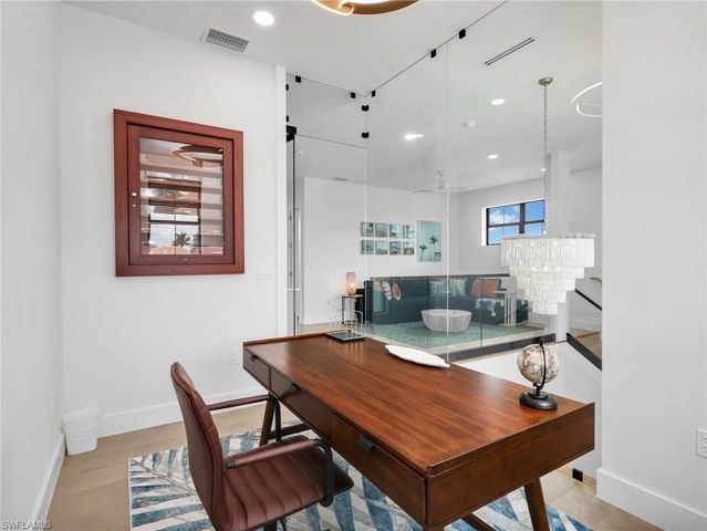 1813 Menorca CT, Marco Island, FL 34145