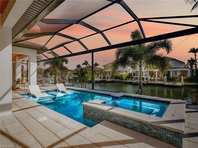 1813 Menorca CT, Marco Island, FL 34145