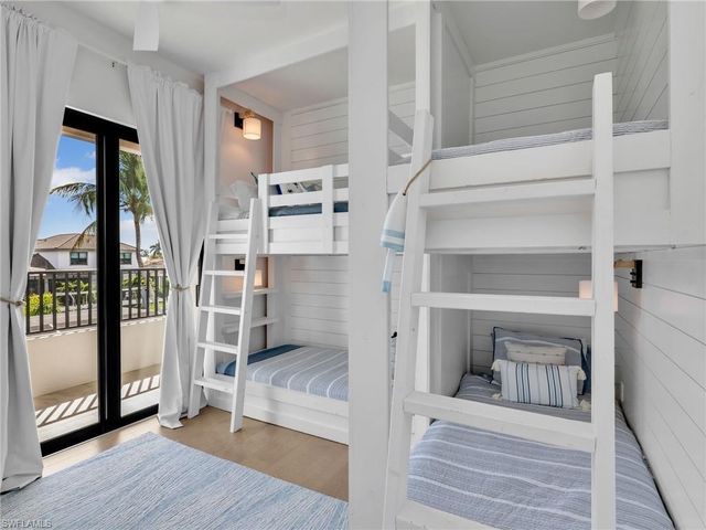 1813 Menorca CT, Marco Island, FL 34145