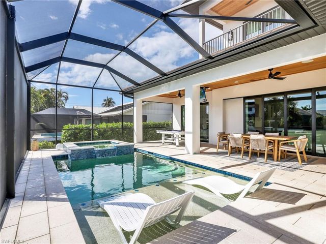 1813 Menorca CT, Marco Island, FL 34145