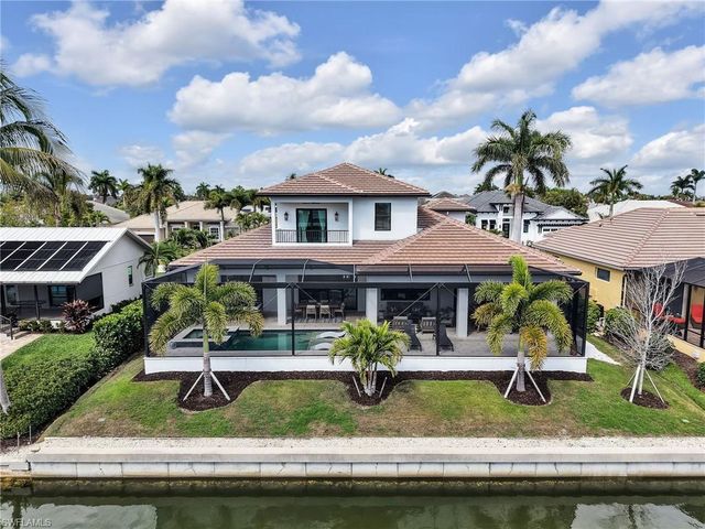 1813 Menorca CT, Marco Island, FL 34145