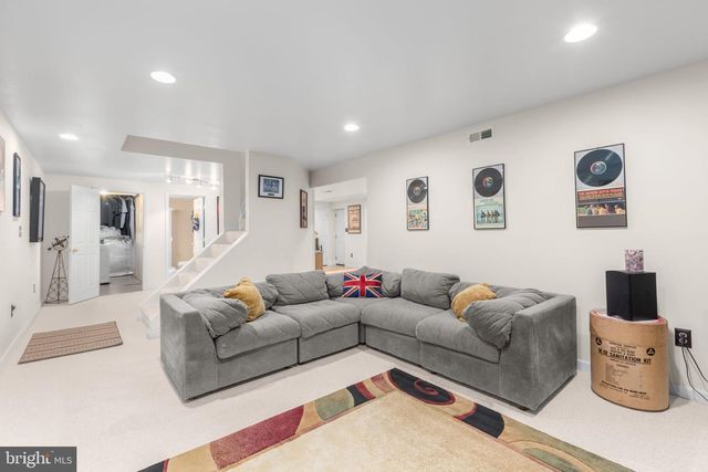 4318 BRIDLEPATH CT, Fredericksburg, VA 22408