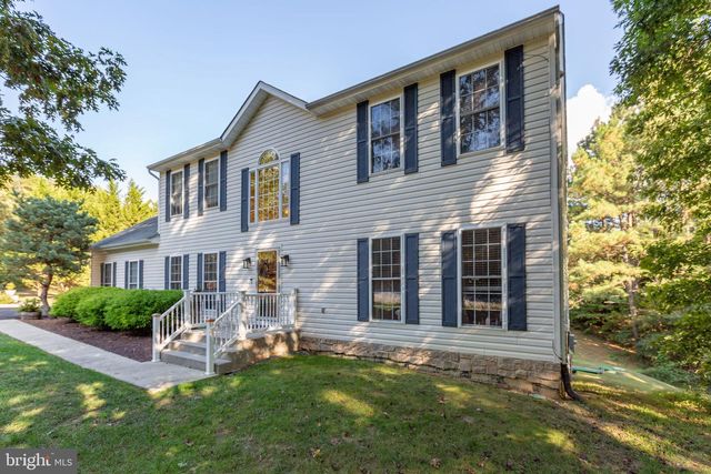 4318 BRIDLEPATH CT, Fredericksburg, VA 22408