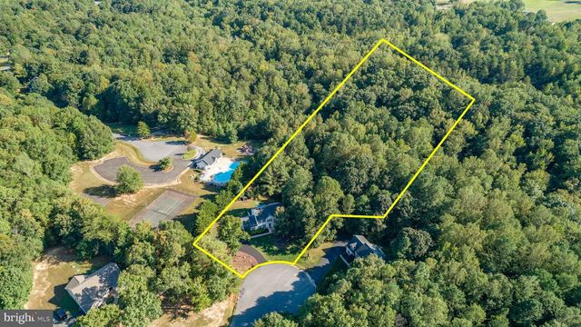 4318 BRIDLEPATH CT, Fredericksburg, VA 22408