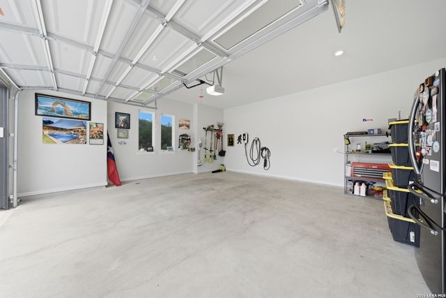 157 HEARTLAND LN, Boerne, TX 78006