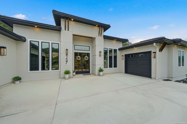 157 HEARTLAND LN, Boerne, TX 78006