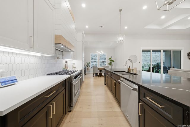 157 HEARTLAND LN, Boerne, TX 78006