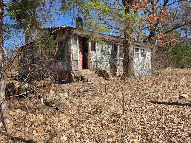 466 West Street, Lake, MI 48632