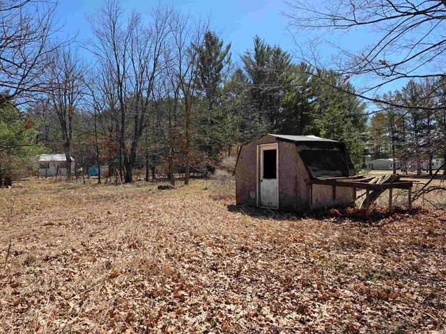 466 West Street, Lake, MI 48632