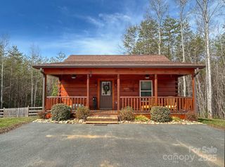 5680 Low Country Road, Lenoir, NC 28645